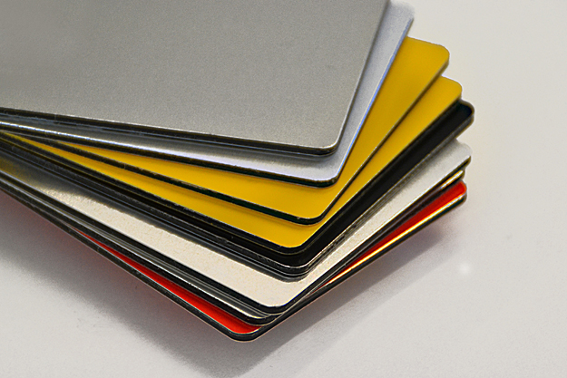 ABC Beschriftungen Material Alu-Dibond lackiert