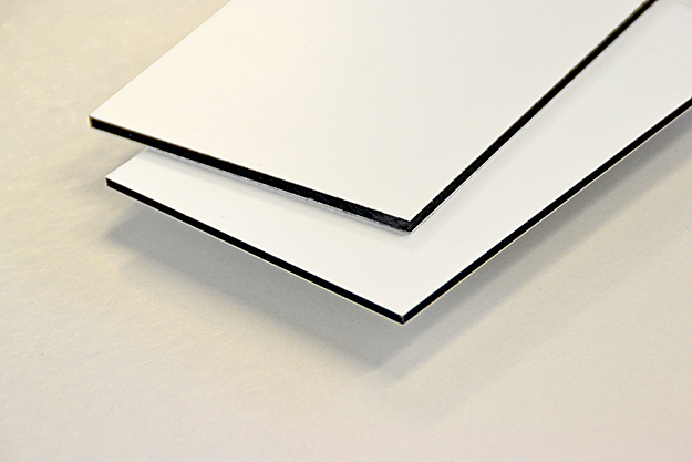 ABC Beschriftungen Material Alu-Dibond weiß