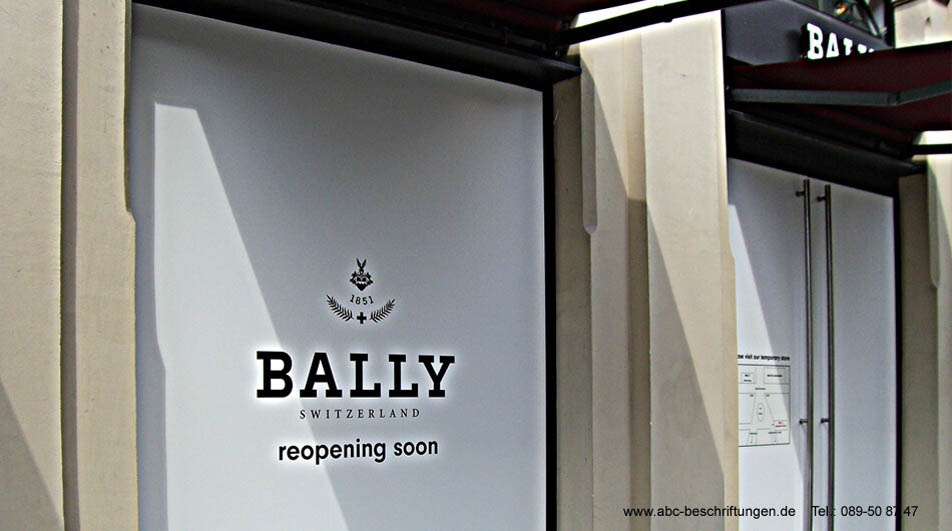 Bally_Beklebung