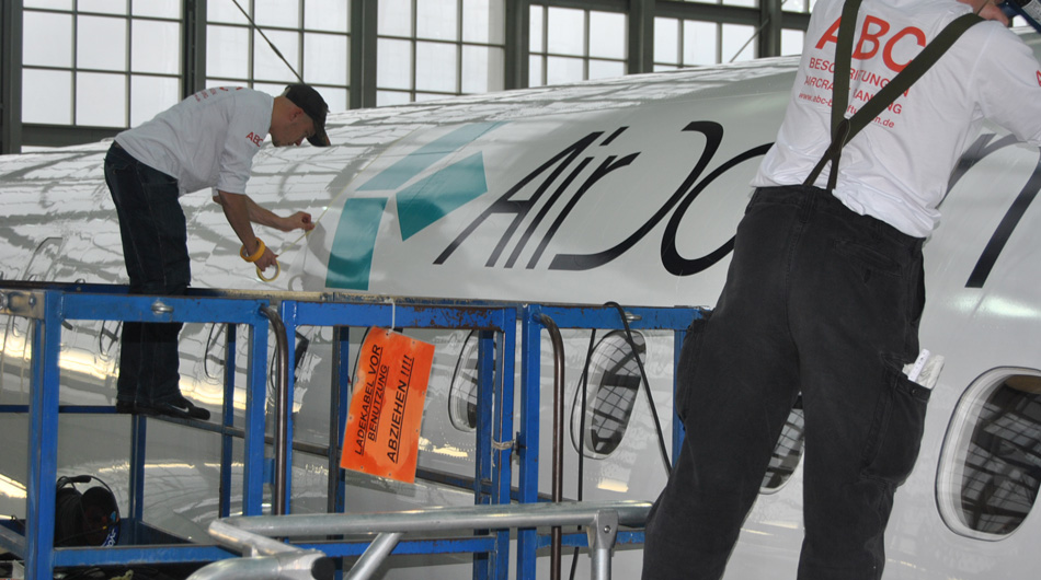 Flugzeugbeschriftung Air Dolomiti ABC Beschriftungsbedarf GmbH München